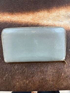 USED Céline Paris Zip-Around Leather Wallet in Olive Green